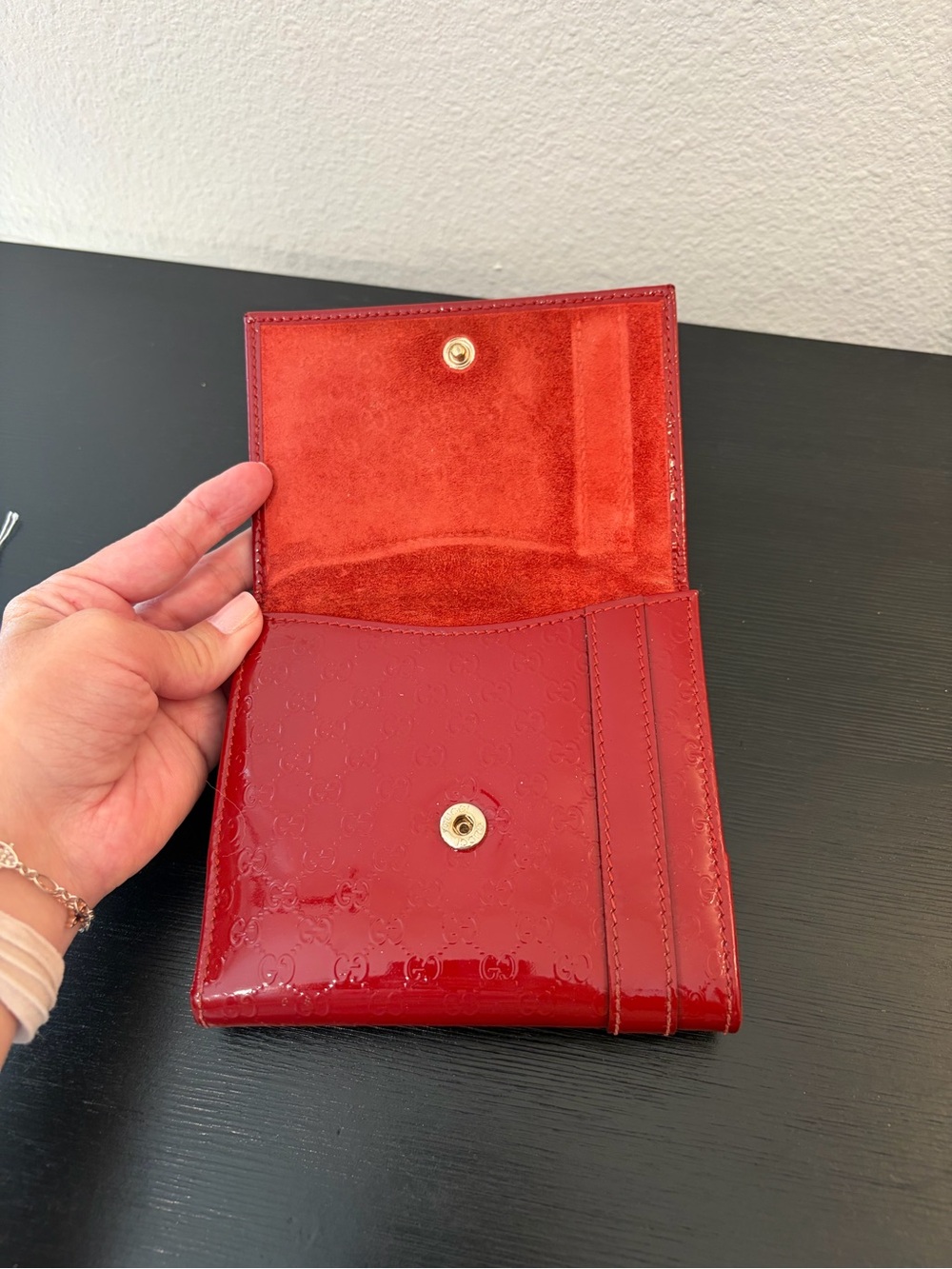Authentic Gucci Microguccissima patent leather wallet in Red - Picture 3 of 10